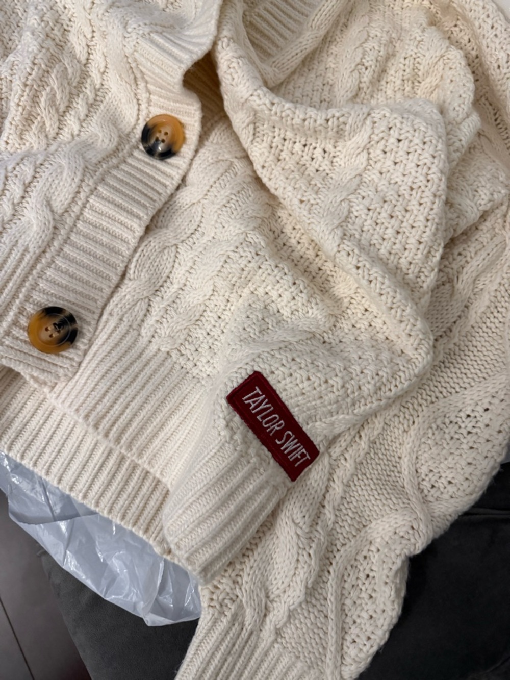 Taylor Swift Official RED Album Cardigan M/L NEW WITH TAGS proof of purchase